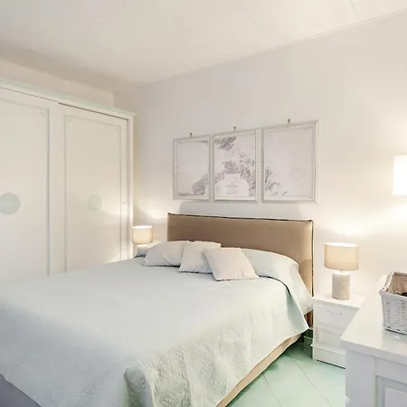 Libeccio Sul Mar Holiday home Olbia